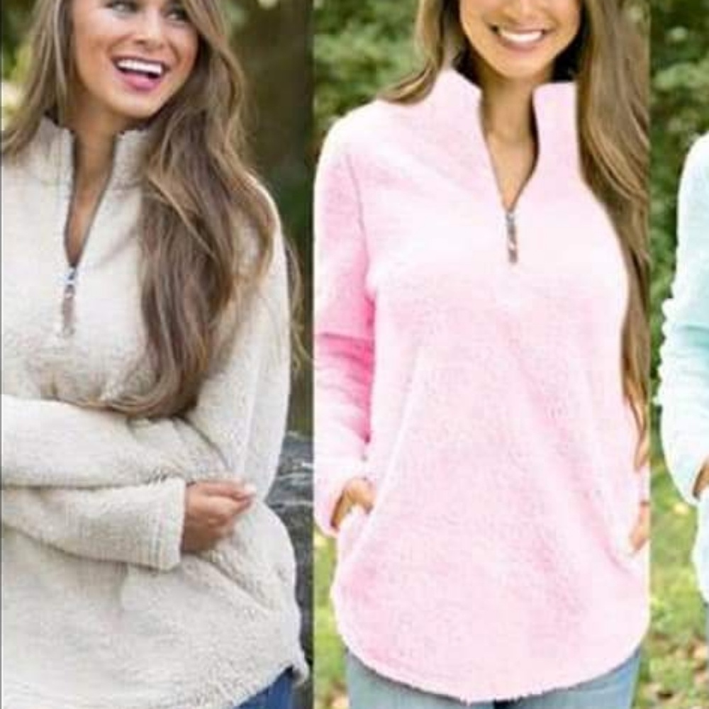 Adorable and super soft white sherpa with pockets